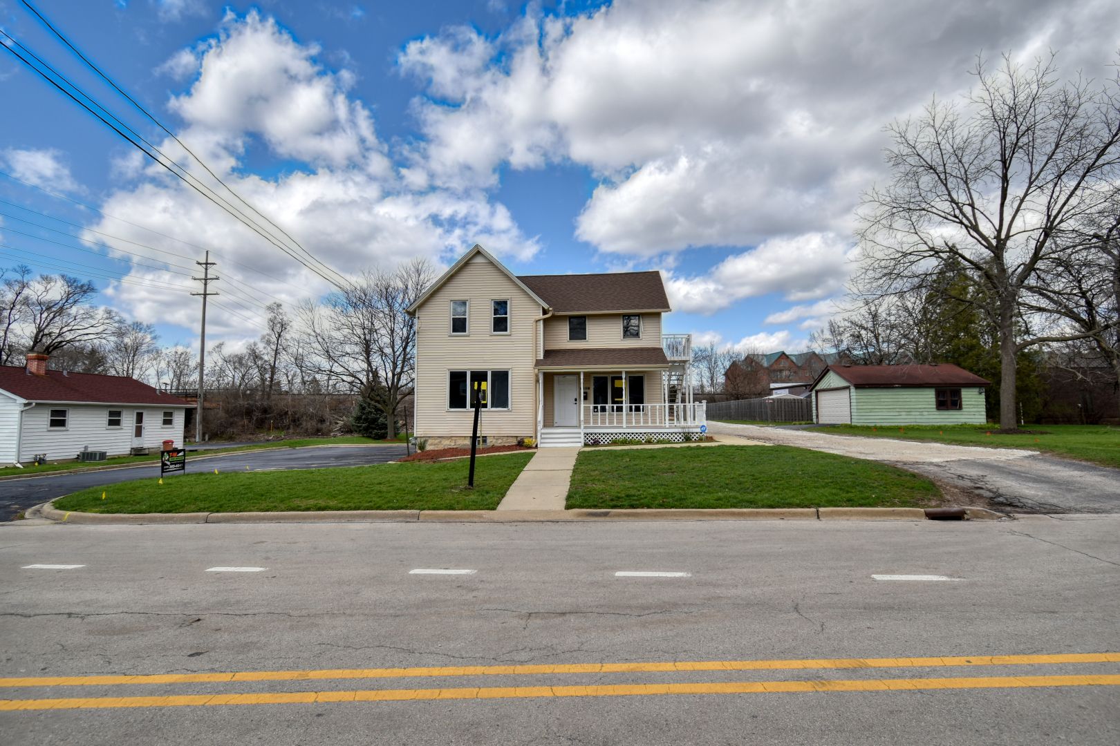 1208 Lisle Place #2B — Lisle, IL 60532