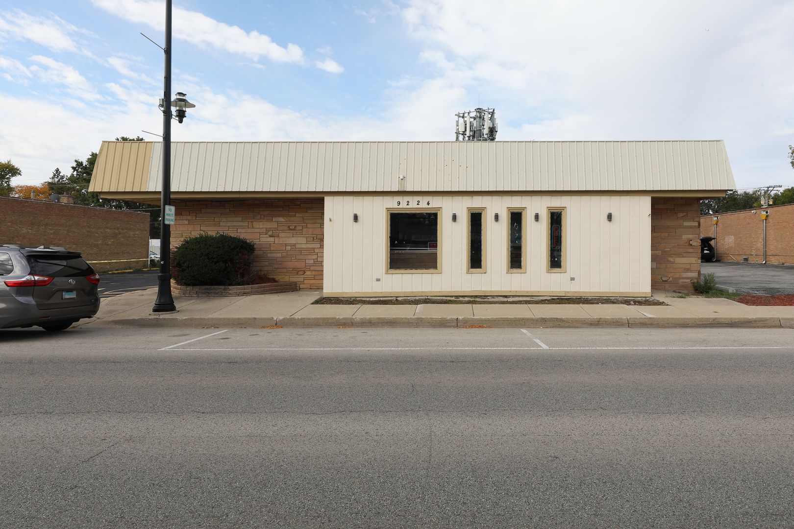 9224 Waukegan Road — Morton Grove, IL 60053