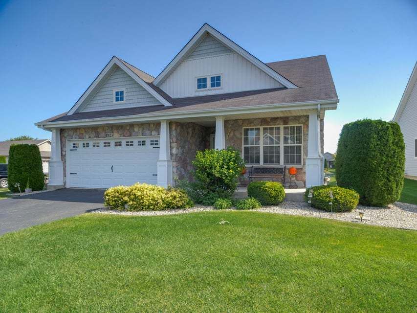 10123 Azalea Drive — Crown Point, IN 46307