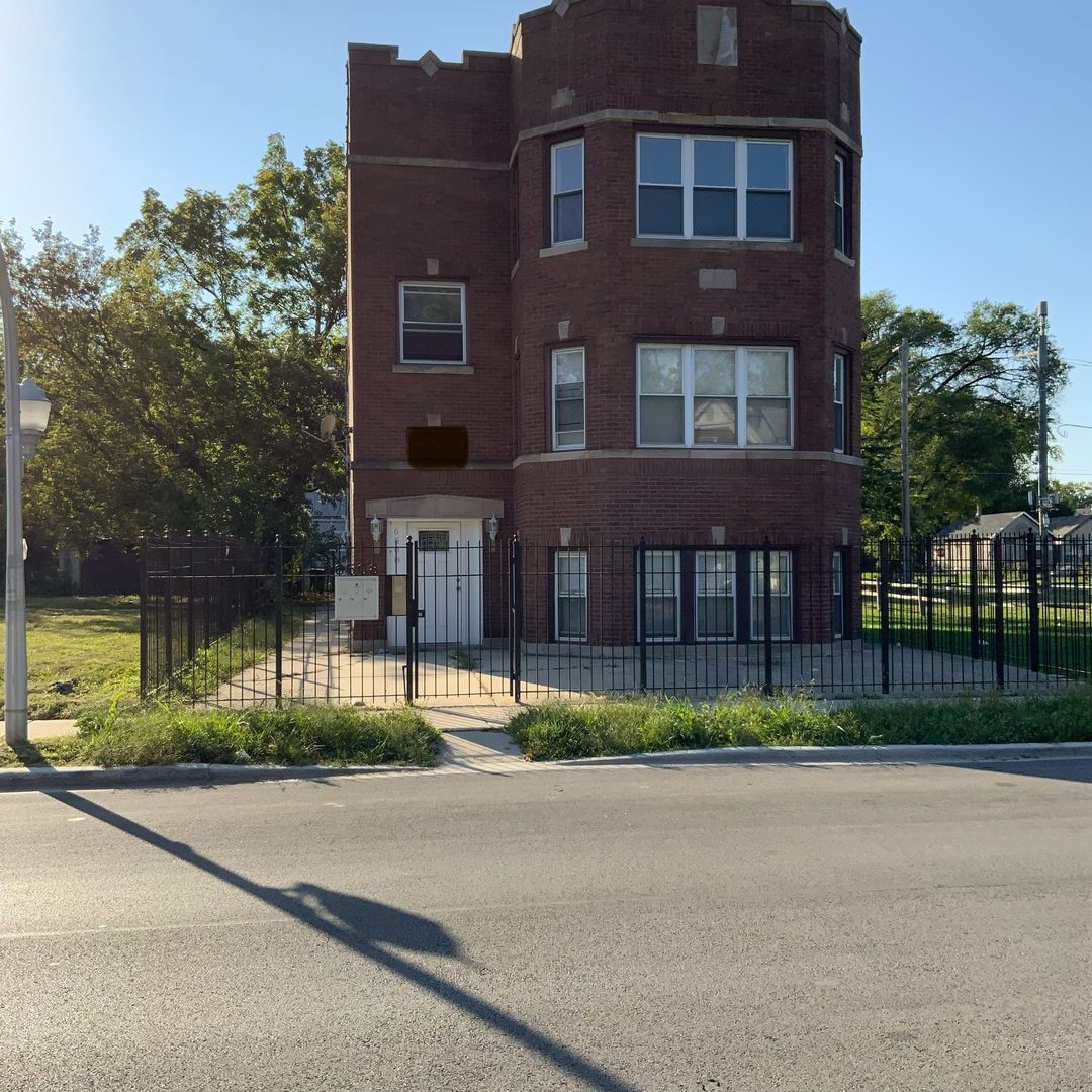 6508 S Morgan Street #3 — Chicago, IL 60621
