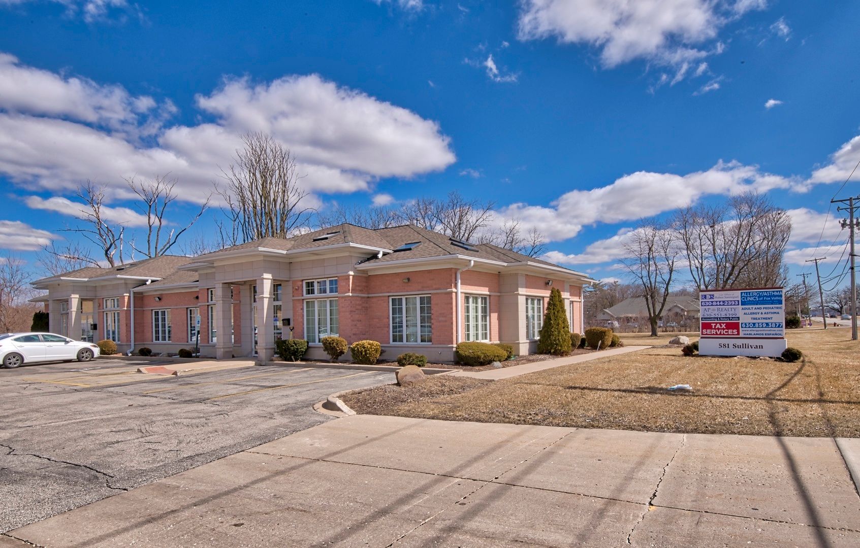 581 Sullivan Road #B — Aurora, IL 60506