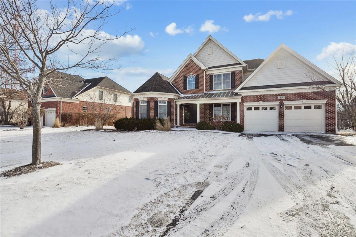 82 Open Parkway S — Hawthorn Woods, IL 60047