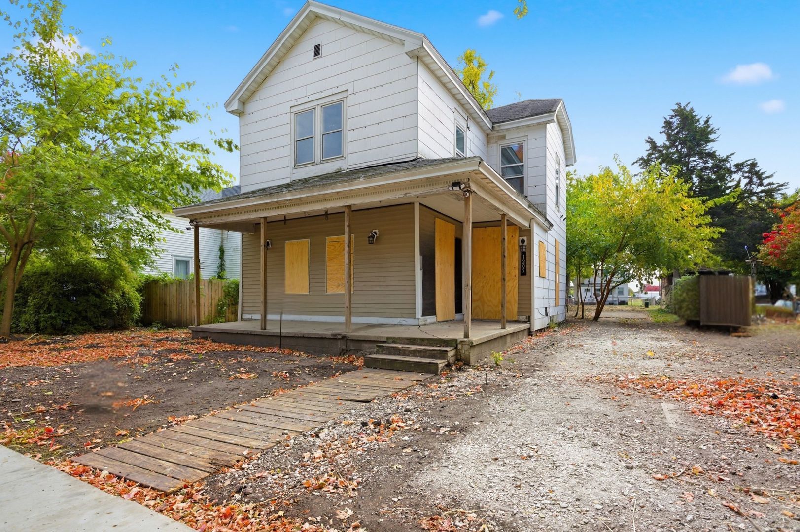 1205 Champaign Avenue — Mattoon, IL 61938