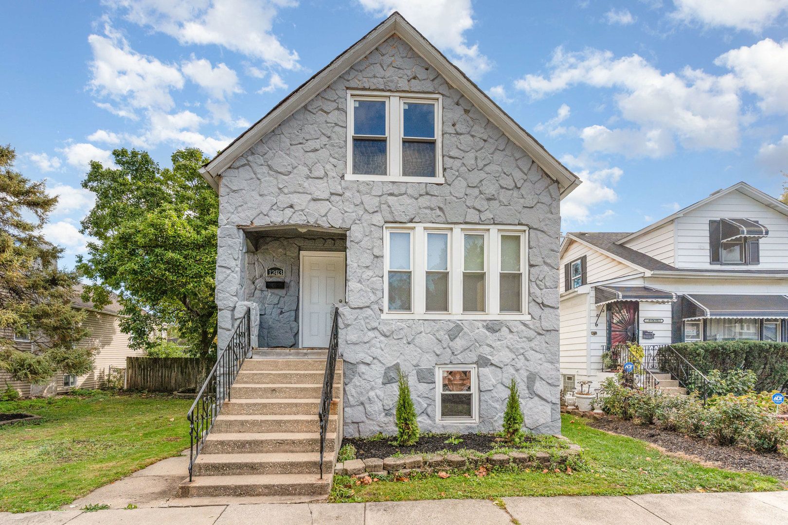 12413 S Carpenter Street — Calumet Park, IL 60827
