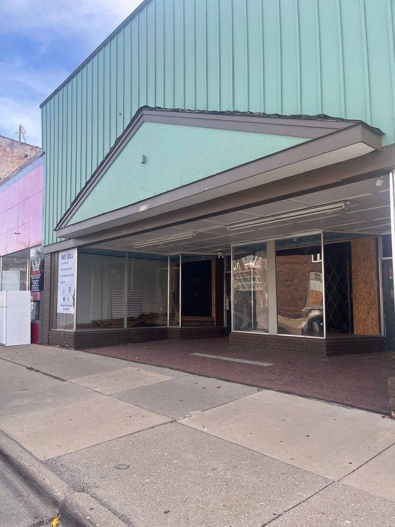 1115 Broadway — Rockford, IL 61104