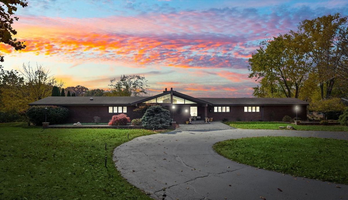 120 Thornhill Drive, Danville, IL 61832