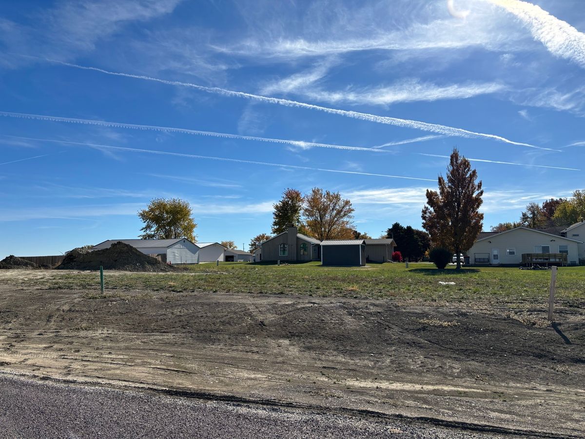 209 E 9th Street, Gridley, IL 61744