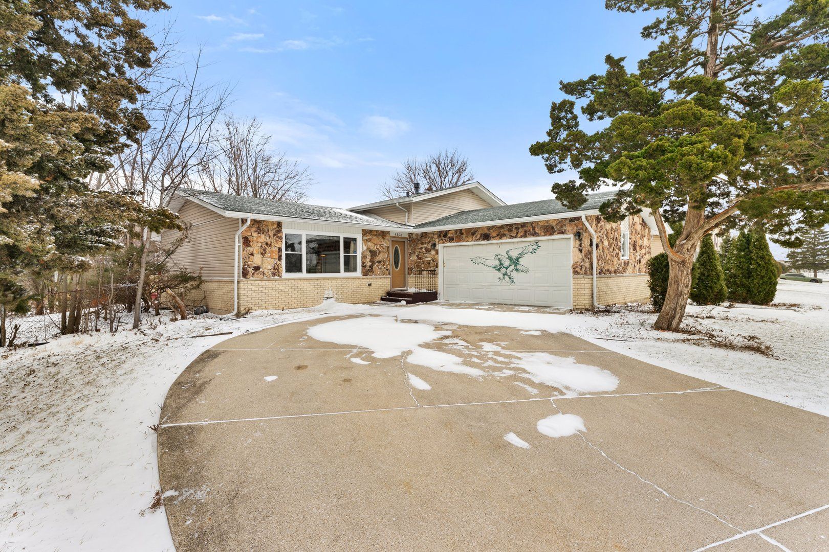 4300 188th Street — Country Club Hills, IL 60478