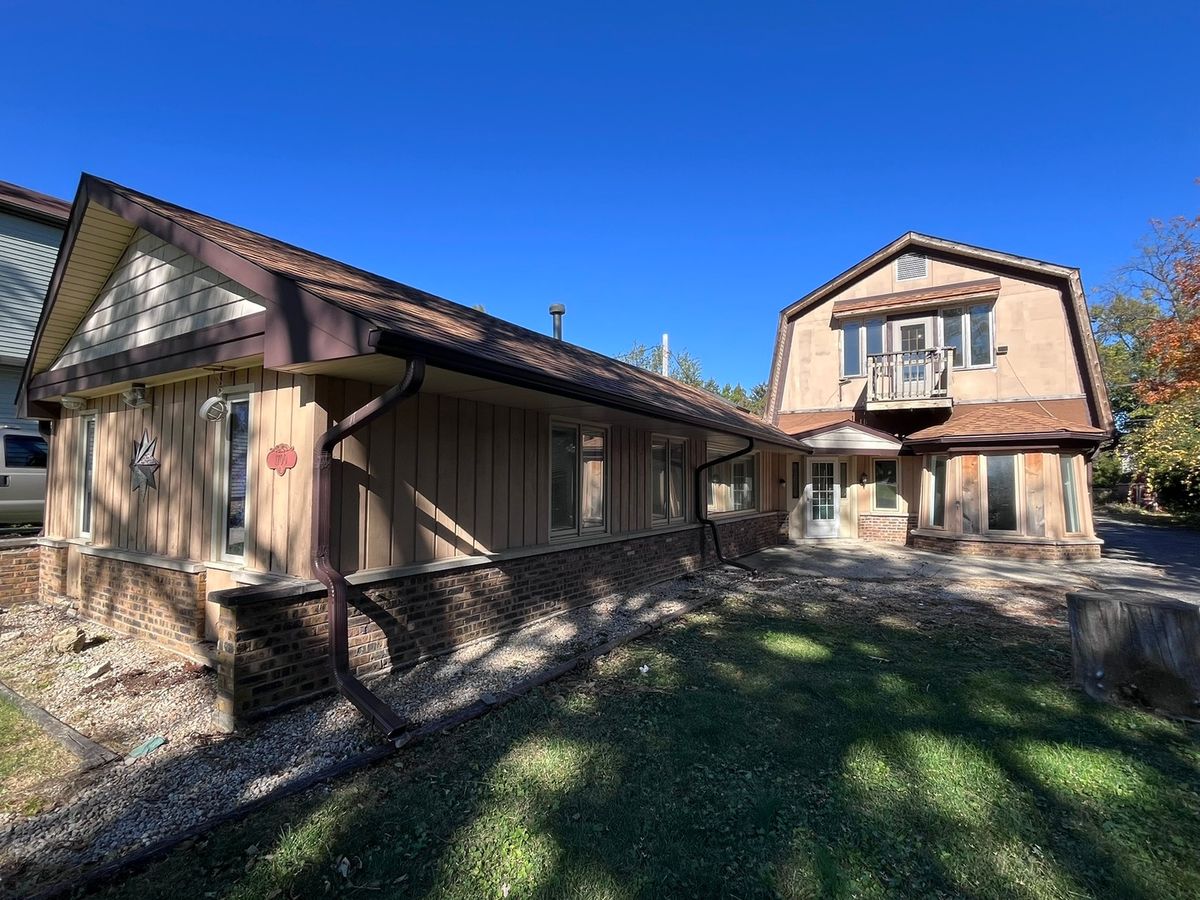 1700 Forest Avenue, Des Plaines, IL 60018