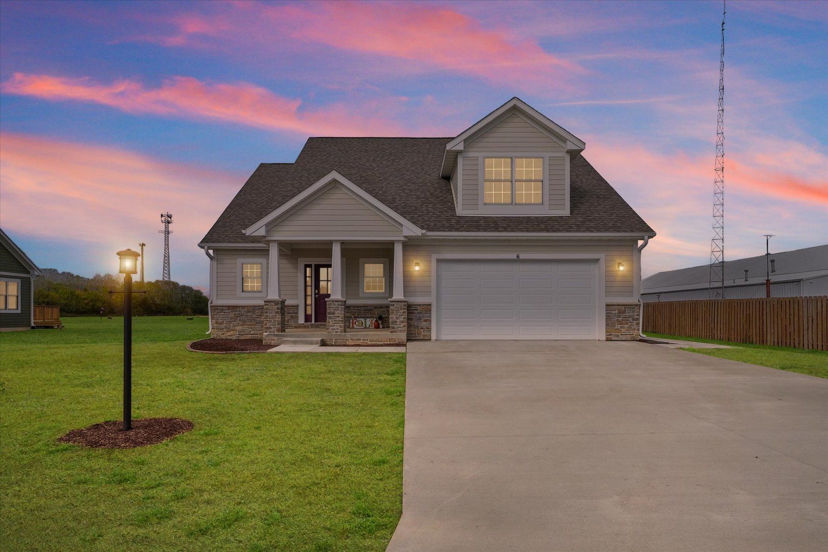6 Foxtrot Lane — Monticello, IL 61856