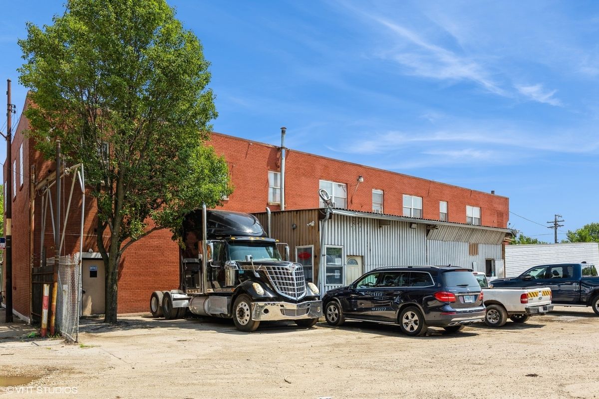 5125 Lake Street, Chicago, IL 60644