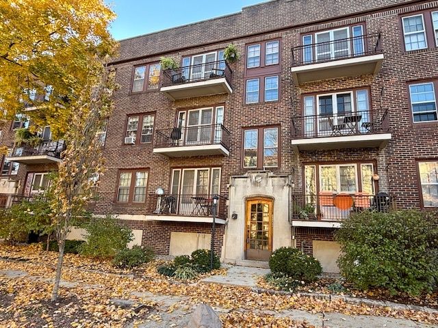 307 N Prairie Street #9 — Champaign, IL 61820