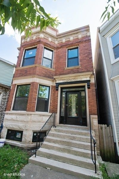 2843 W Fletcher Street — Chicago, IL 60618