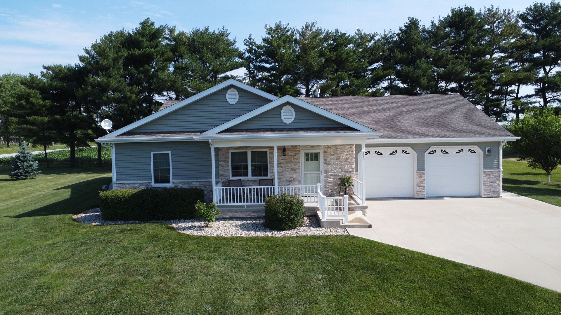 112 North Street — Crescent City, IL 60928