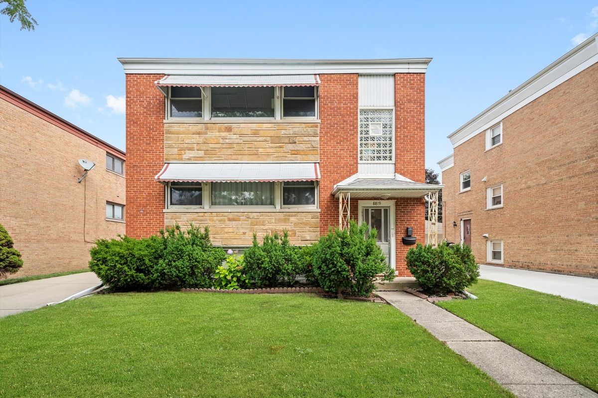 8819 Wisner Street, Niles, IL 60714