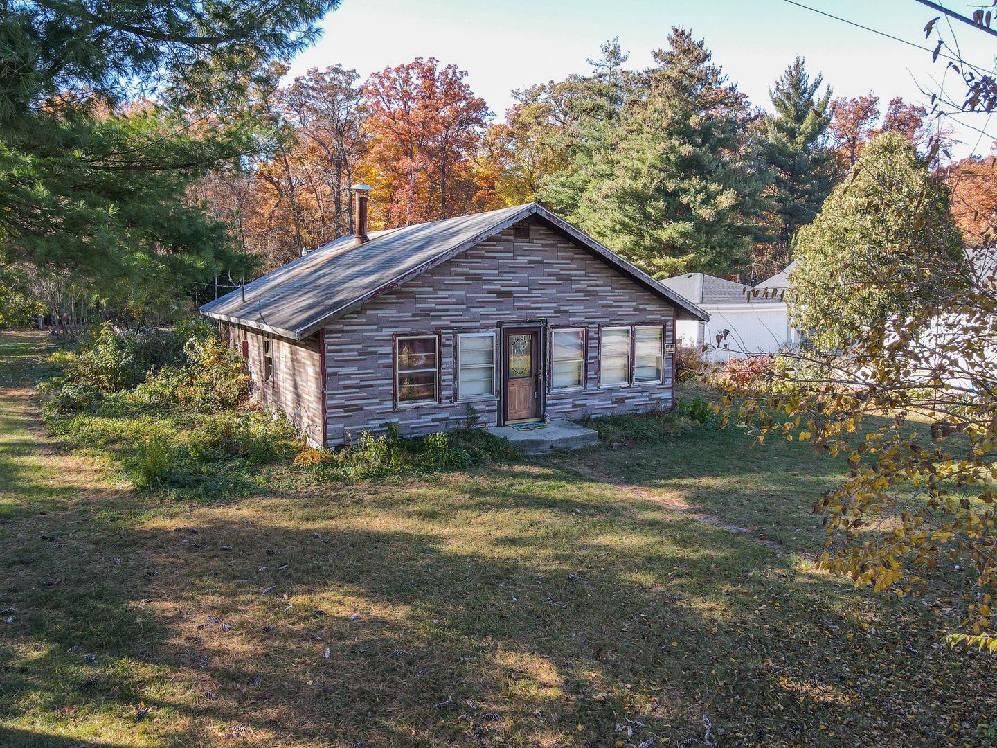 2863 Shadow Lawn — Momence, IL 60954