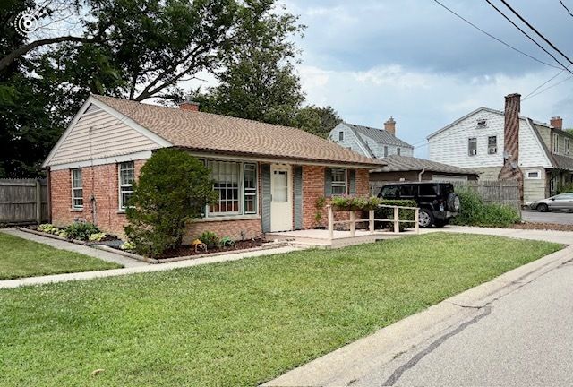 104 Michigan Avenue — Highwood, IL 60040