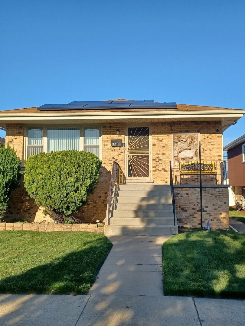 281 Hoxie Avenue — Calumet City, IL 60409