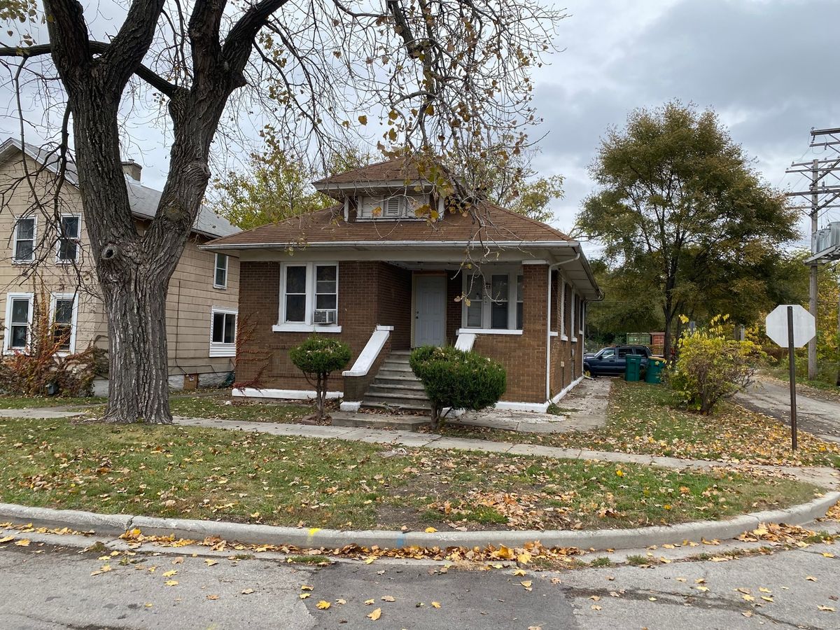 464 Ottawa Street, Joliet, IL 60436