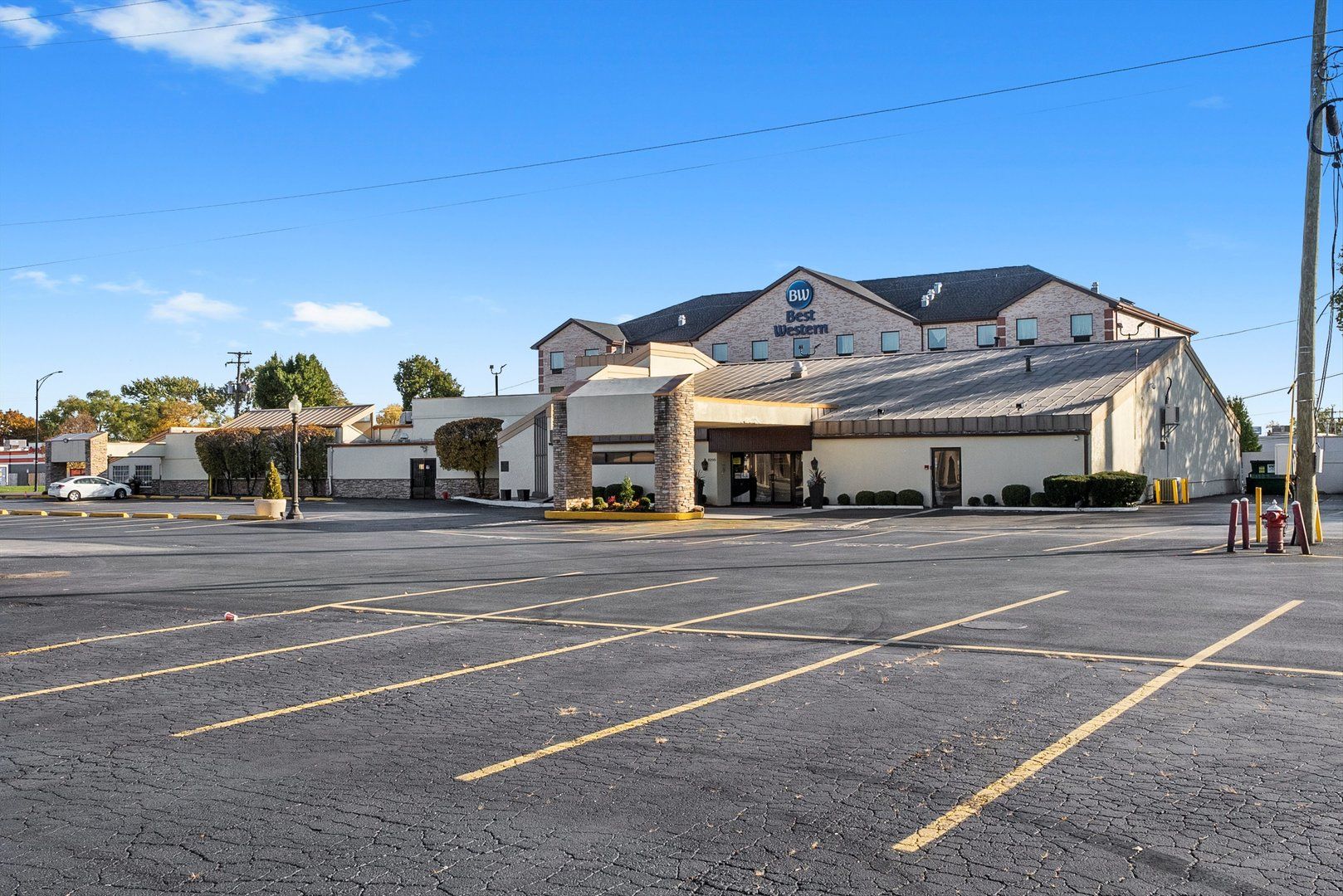 8200 S Cicero Avenue — Burbank, IL 60459