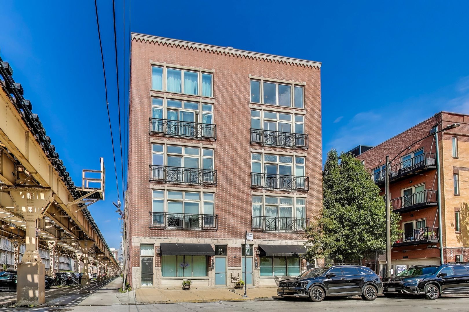 18 E Cullerton Street #C1 — Chicago, IL 60616