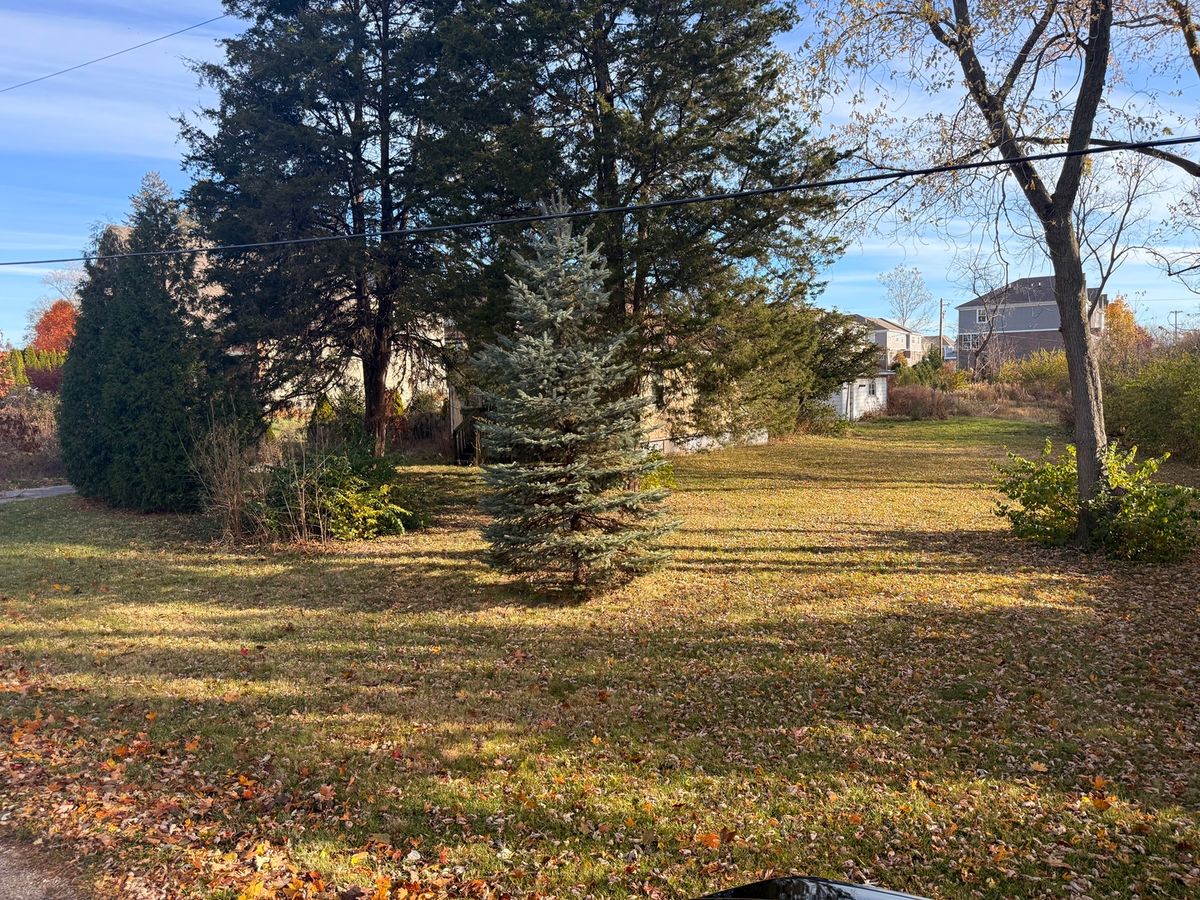 5S365 Vest Avenue, Naperville, IL 60563