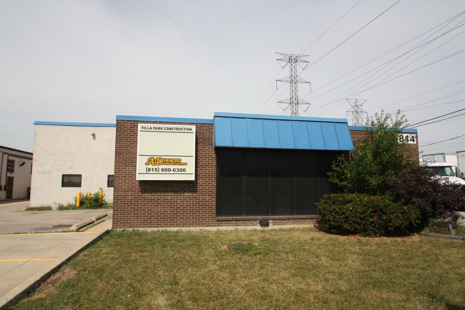 814 S Westwood Avenue — Addison, IL 60101