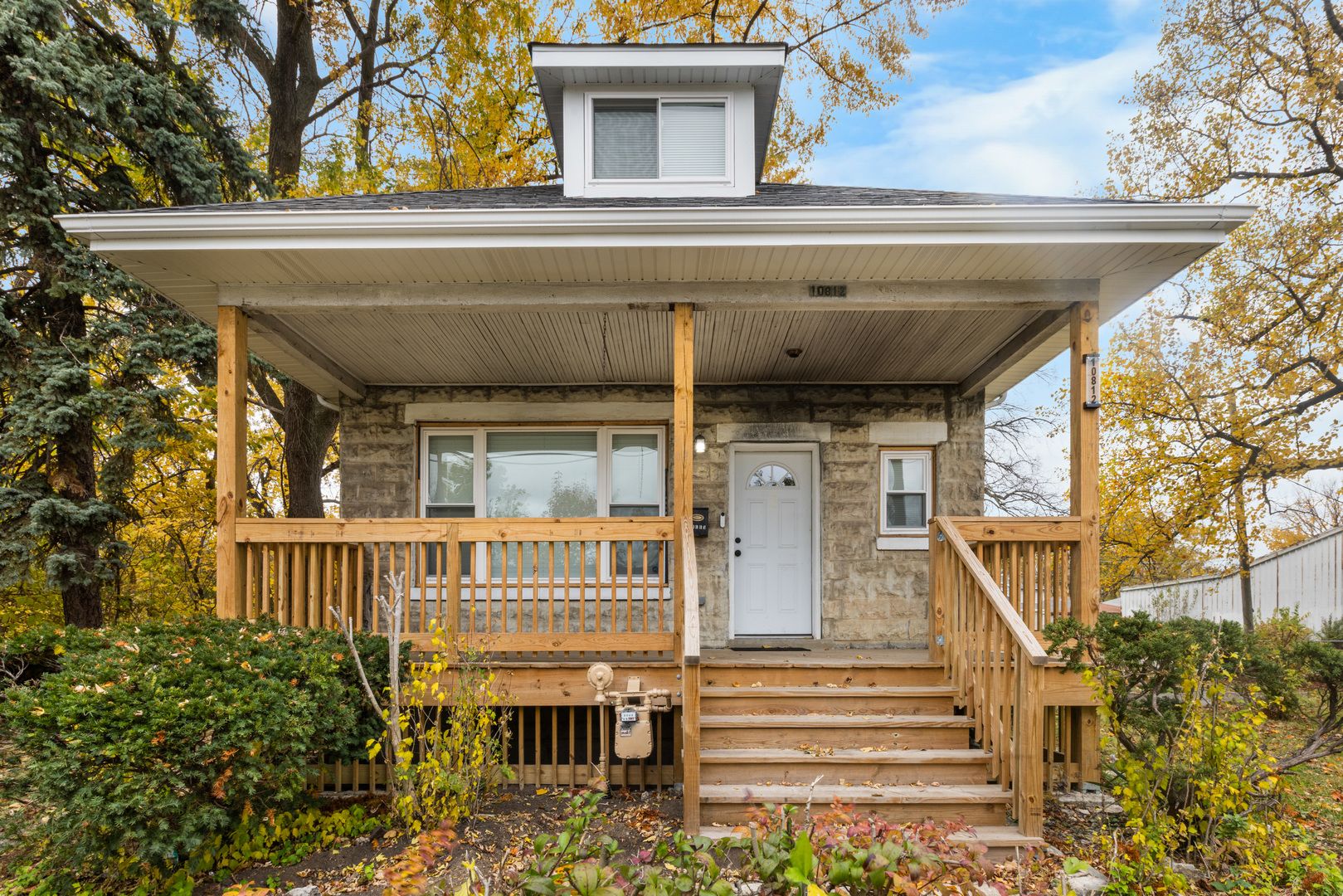 10812 S VINCENNES Avenue — Chicago, IL 60643
