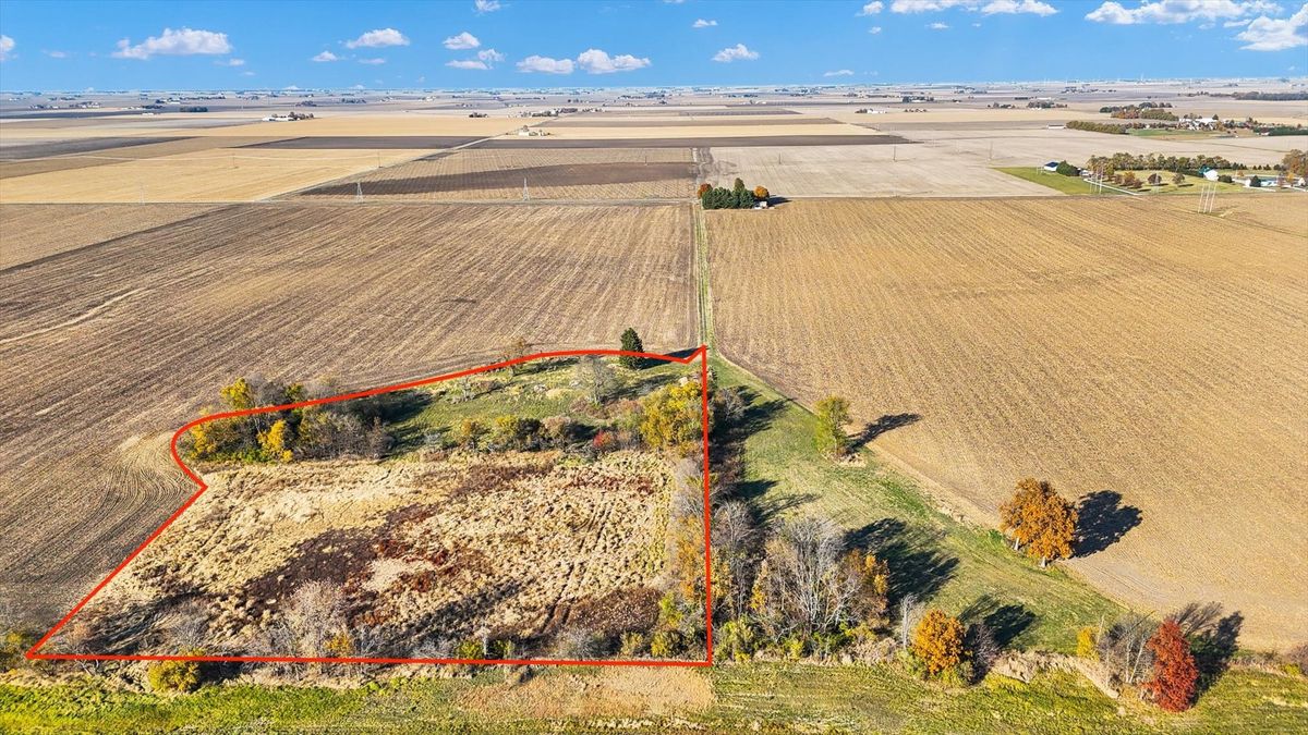 2123 County Road 1700, St. Joseph, IL 61873