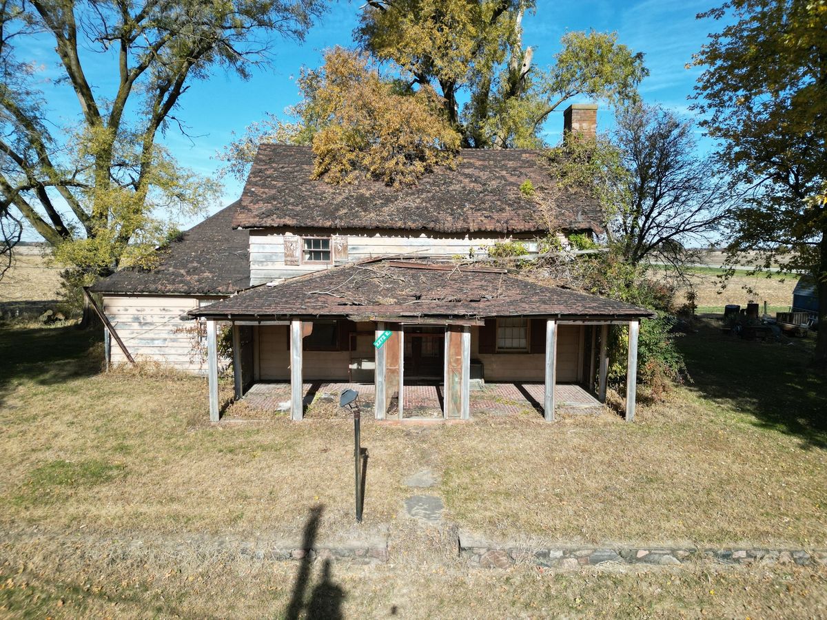 2268 1680 North Road, Watseka, IL 60970