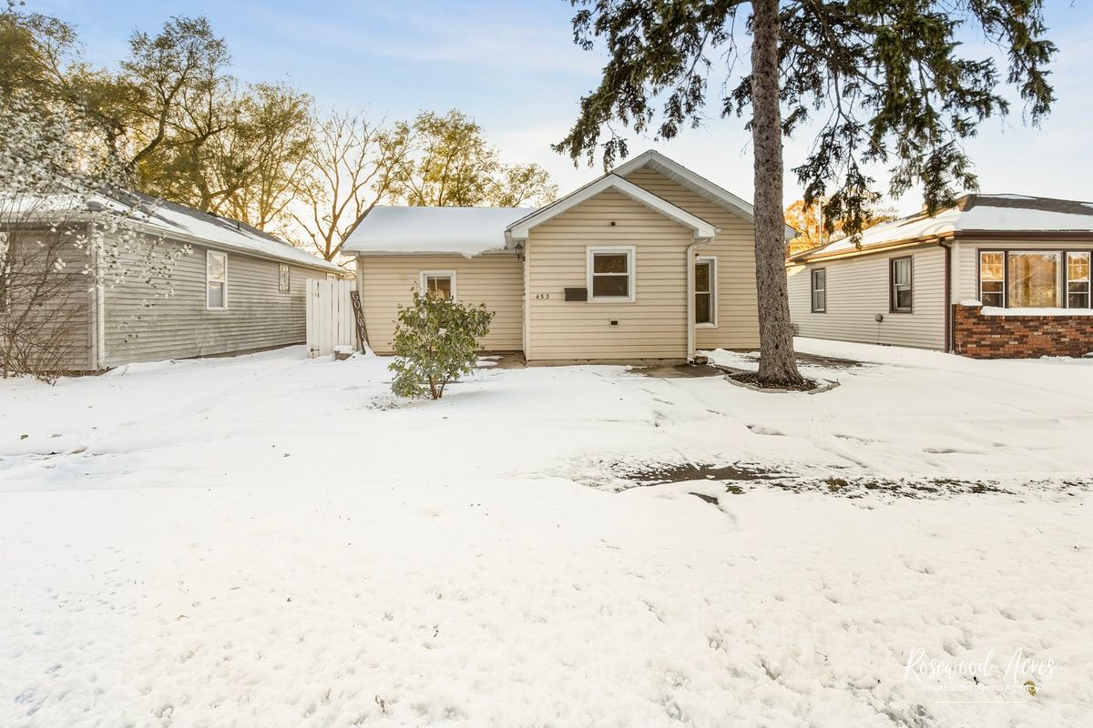 453 Dearborn Avenue, Bradley, IL 60915
