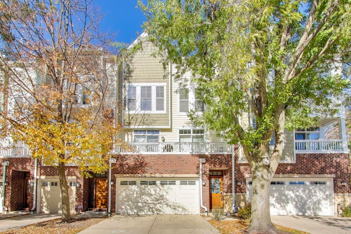 513 Grove Lane, Forest Park, IL 60130