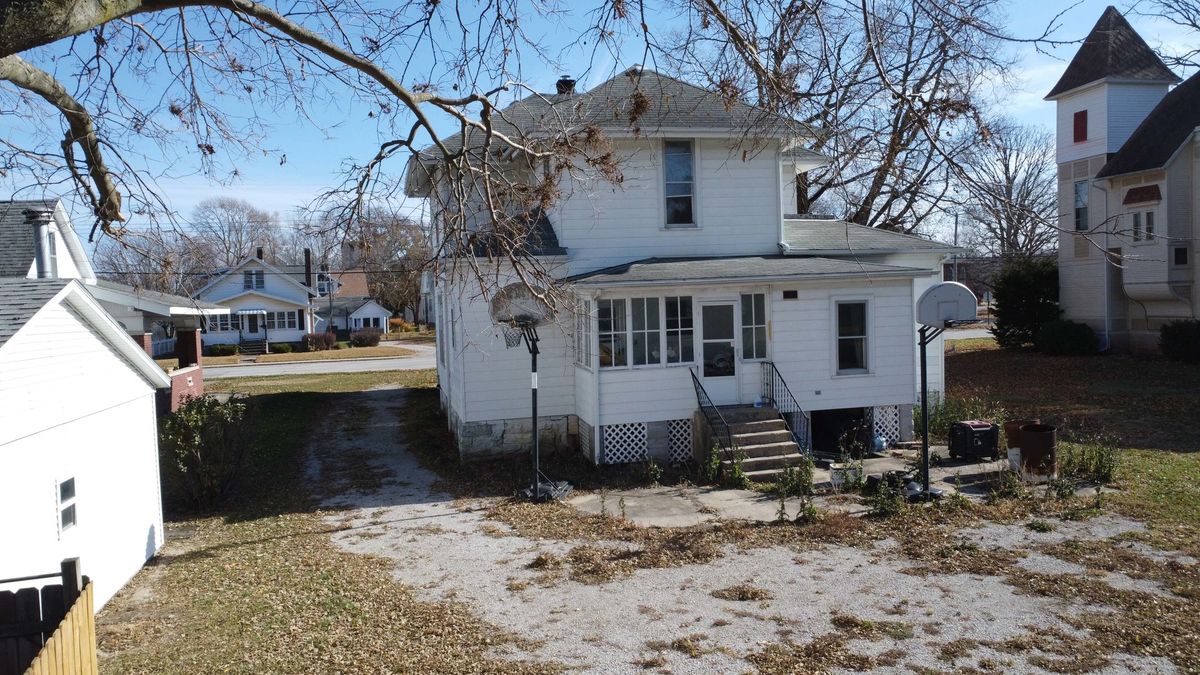 204 Chicago Street, Milford, IL 60953