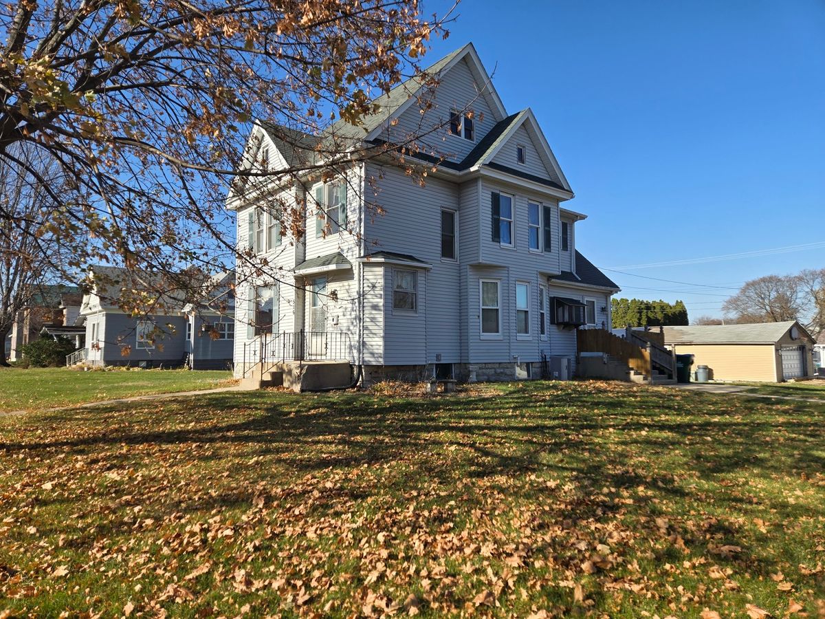 516 E Buffalo Street, Polo, IL 61064