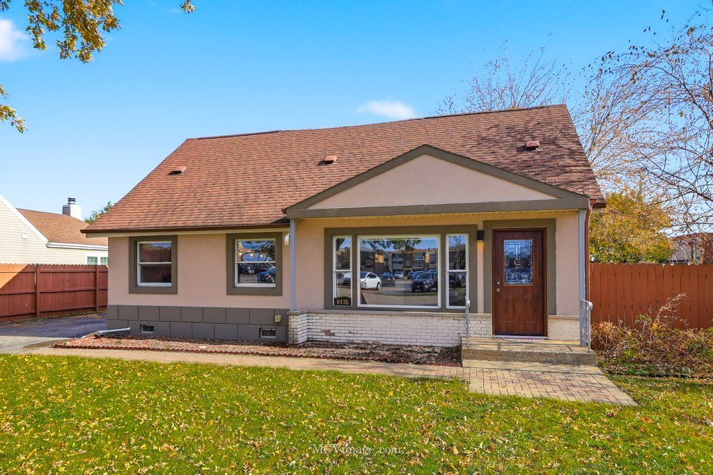 9435 S 78th Avenue — Hickory Hills, IL 60457