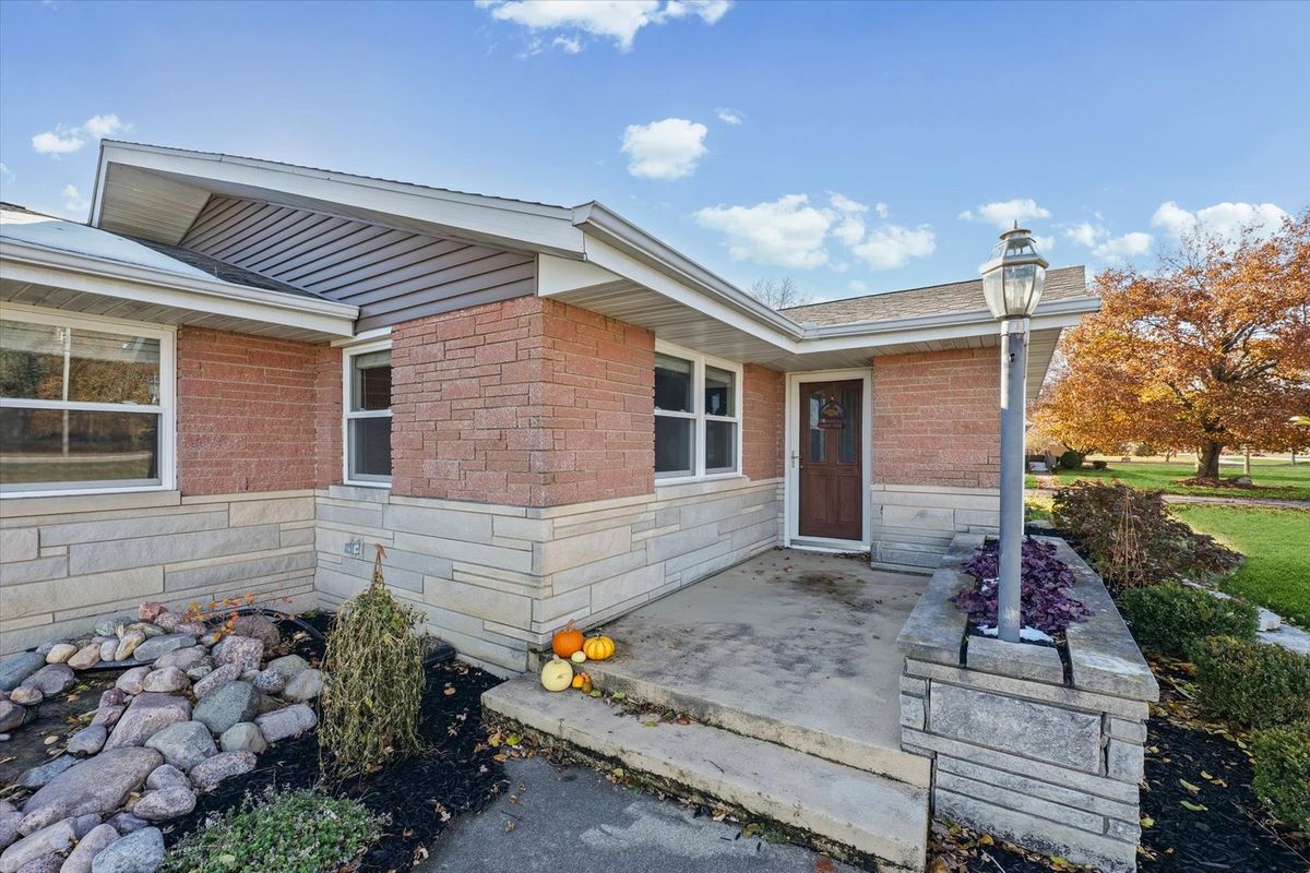 1271 500 North Road, Cissna Park, IL 60924