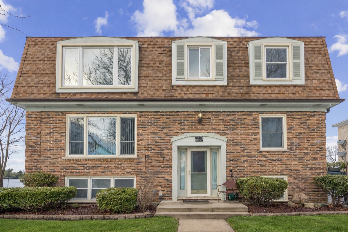 10406 Waterford Drive, Westchester, IL 60154