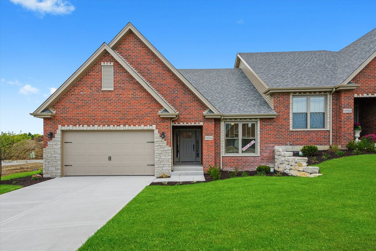 19504 Waterford Lane, Mokena, IL 60448
