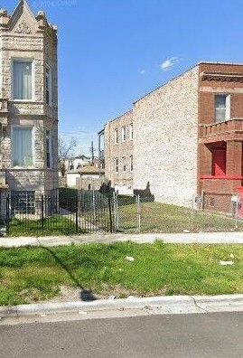 4032 W CONGRESS Parkway — Chicago, IL 60624