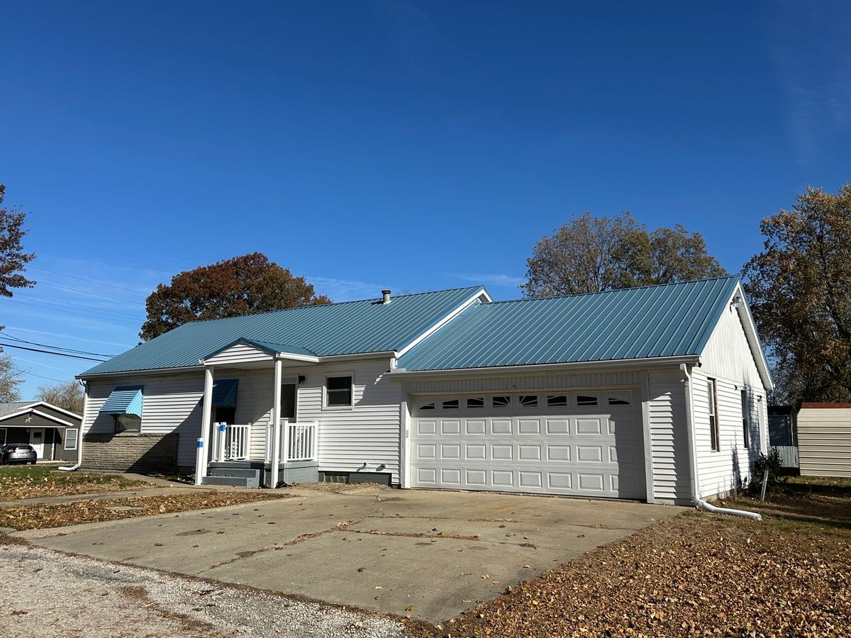 1202 Jefferson Street, Clinton, IL 61727