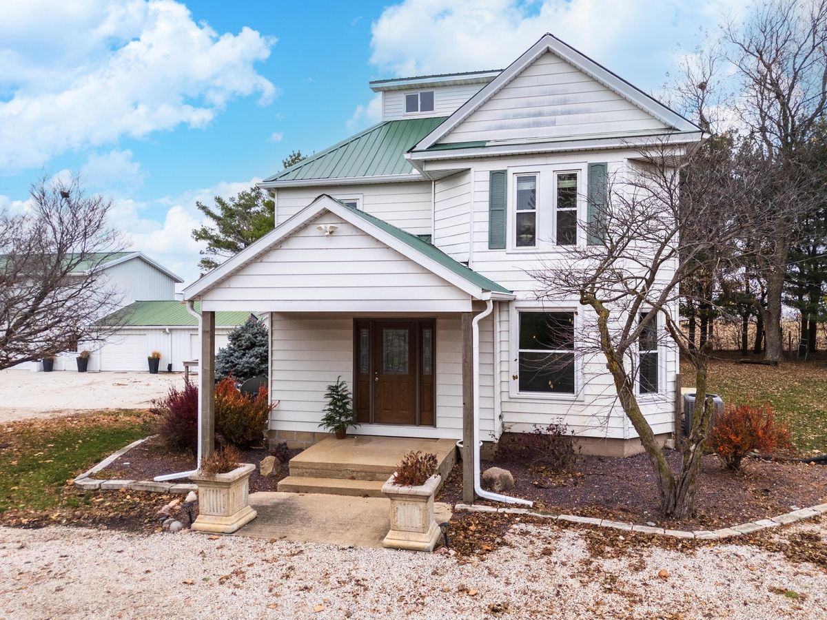 9993 Us Highway 150, Bloomington, IL 61705