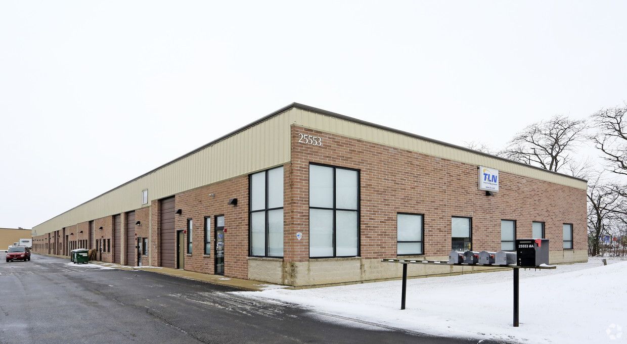 25553 W Wolfs Crossing Road #ABC — Plainfield, IL 60585