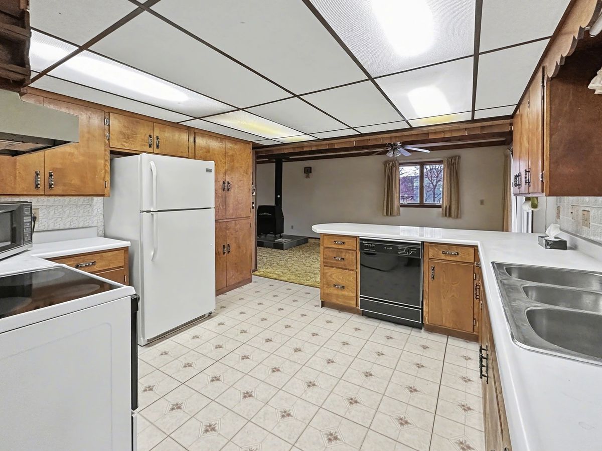 100 South Street, Woodland, IL 60974