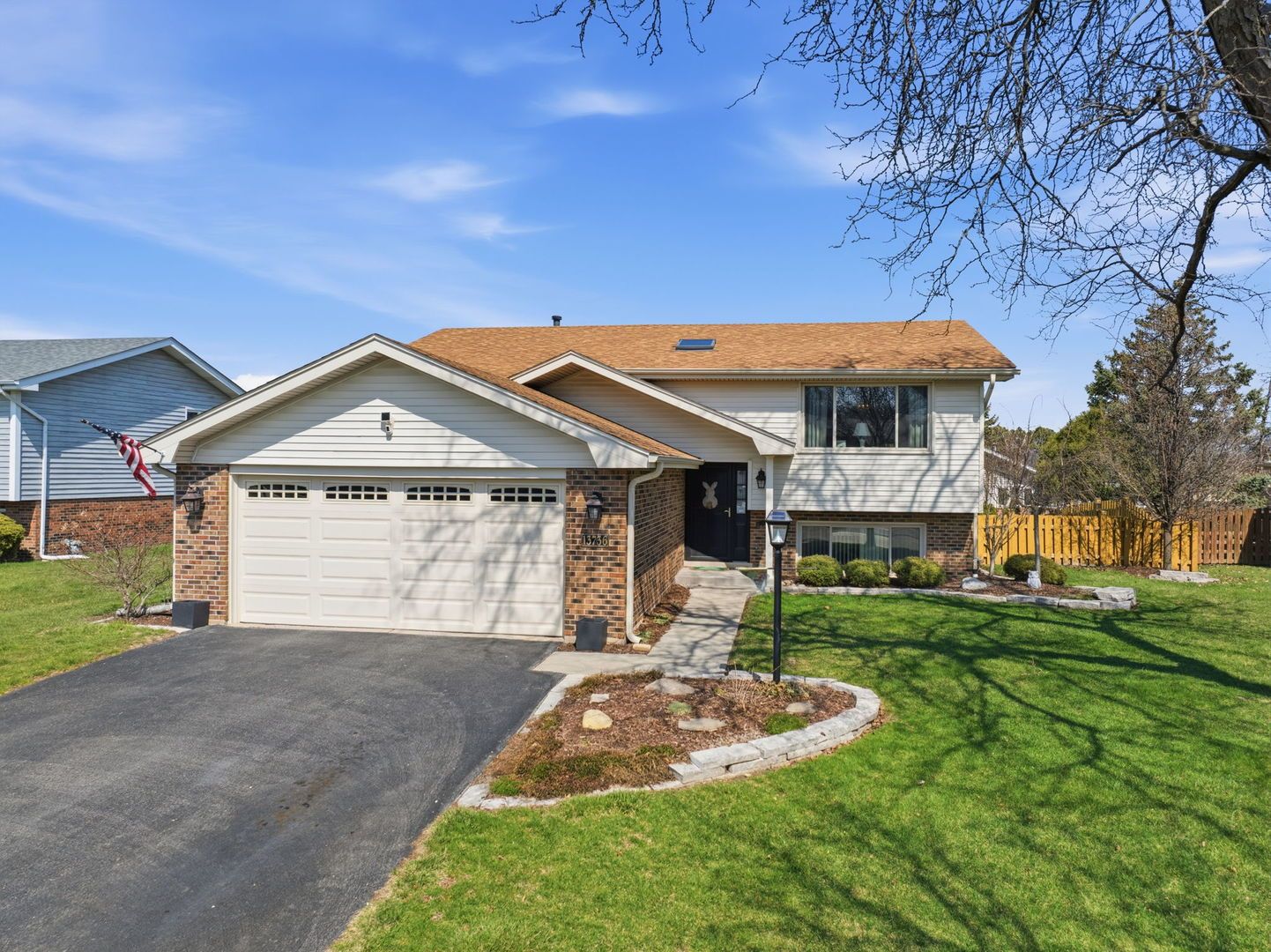 13736 W Cavecreek Court — Homer Glen, IL 60491