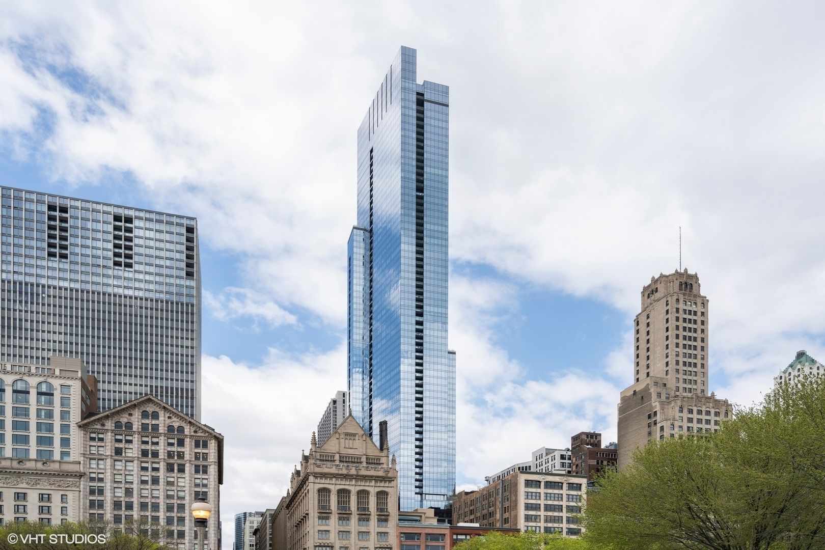60 E Monroe Street #2408 — Chicago, IL 60603