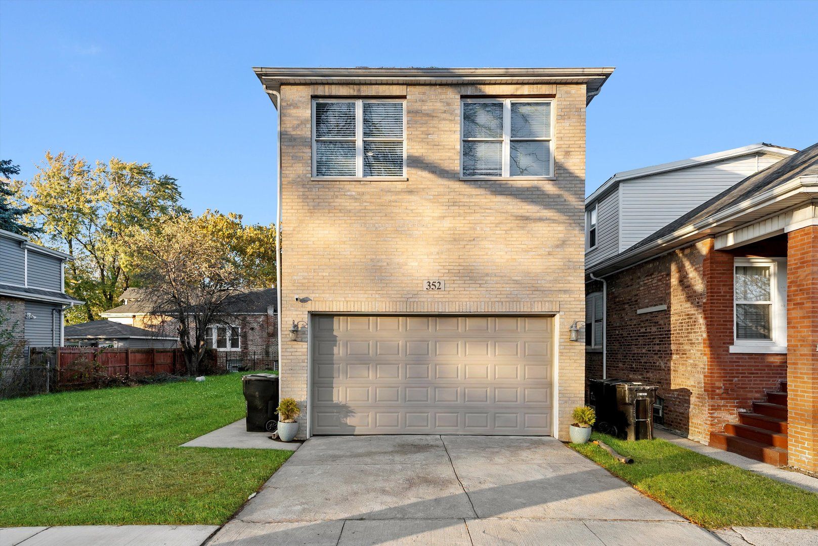 352 E 77th Street — Chicago, IL 60619