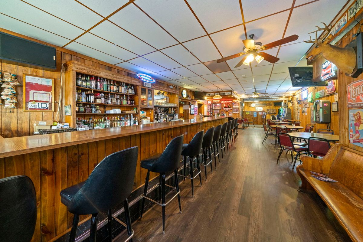 208 N Walnut Street, Stillman Valley, IL 61084