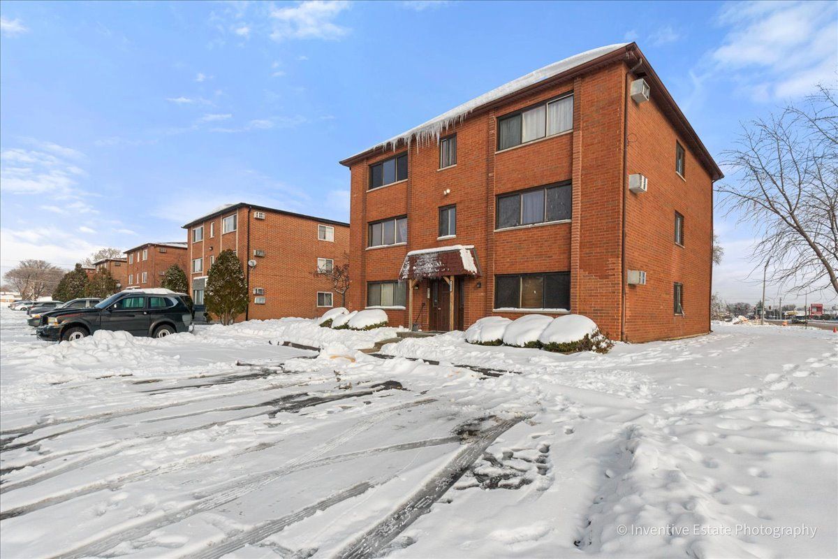 14005 Dori Lane, Crestwood, IL 60418