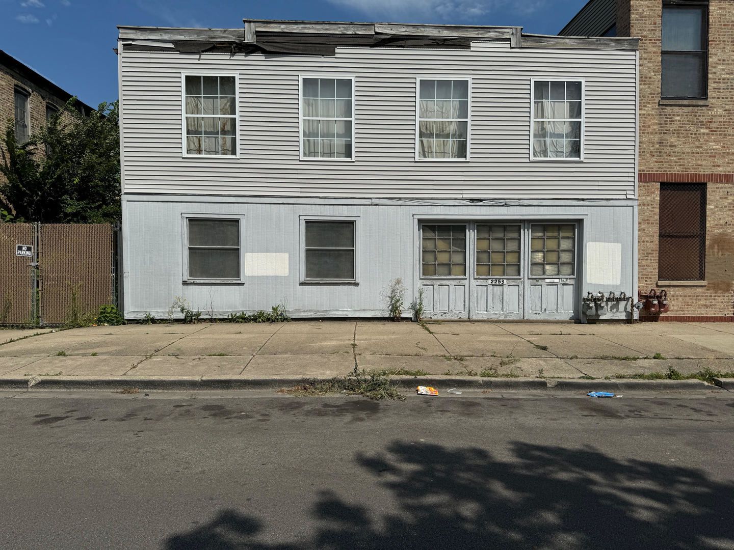 2251 S Troy Street — Chicago, IL 60623