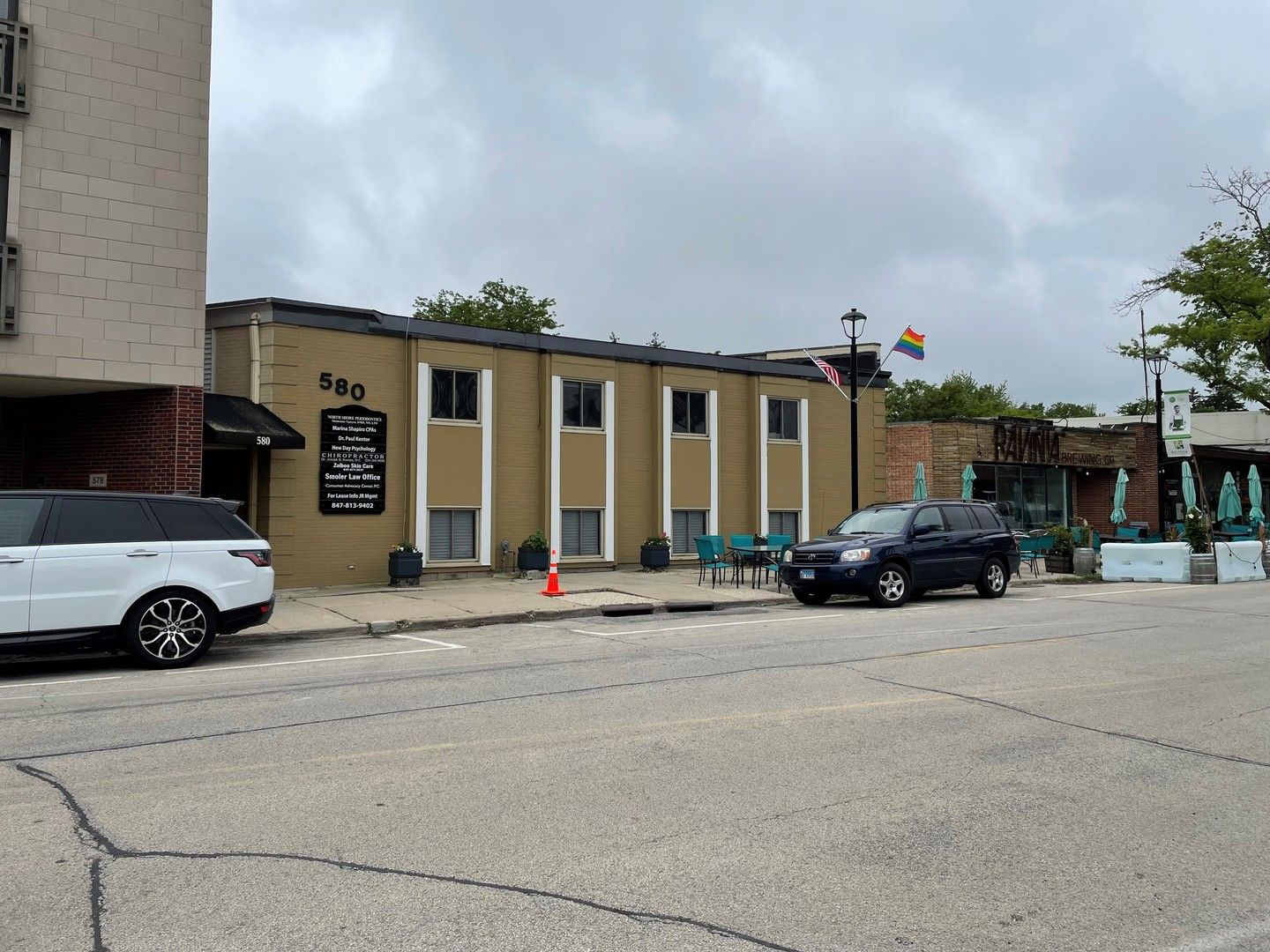 580 ROGER WILLIAMS Avenue — Highland Park, IL 60035